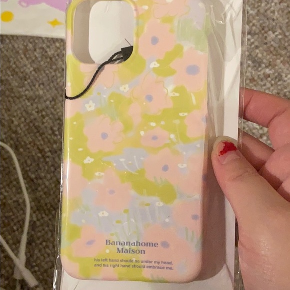 iPhone 11 Pro cases - Picture 3 of 3
